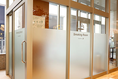 喫煙室