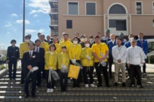 ユニバーサルシティ駅前のゴミ清掃に参加いたしました